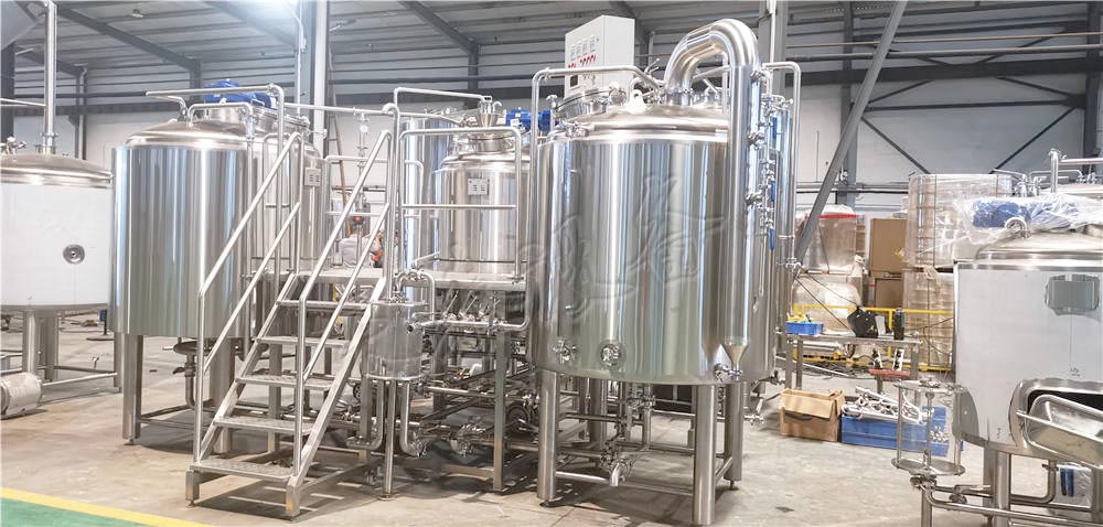 精釀啤酒設(shè)備廠分型關(guān)于麥芽運輸?shù)哪切┦?> </a>
    </dt> 
    <dd> 
     <h4><a href=